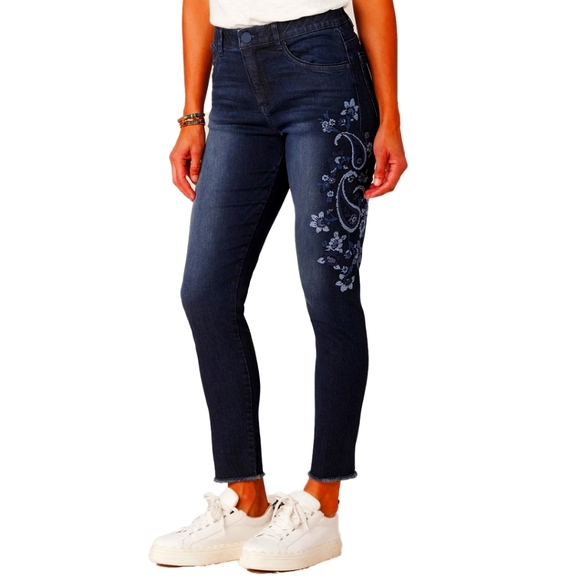 Women's Democracy Flower Embroidered AB Solution Ankle Jeans Size 8 P - Picture 2 of 12